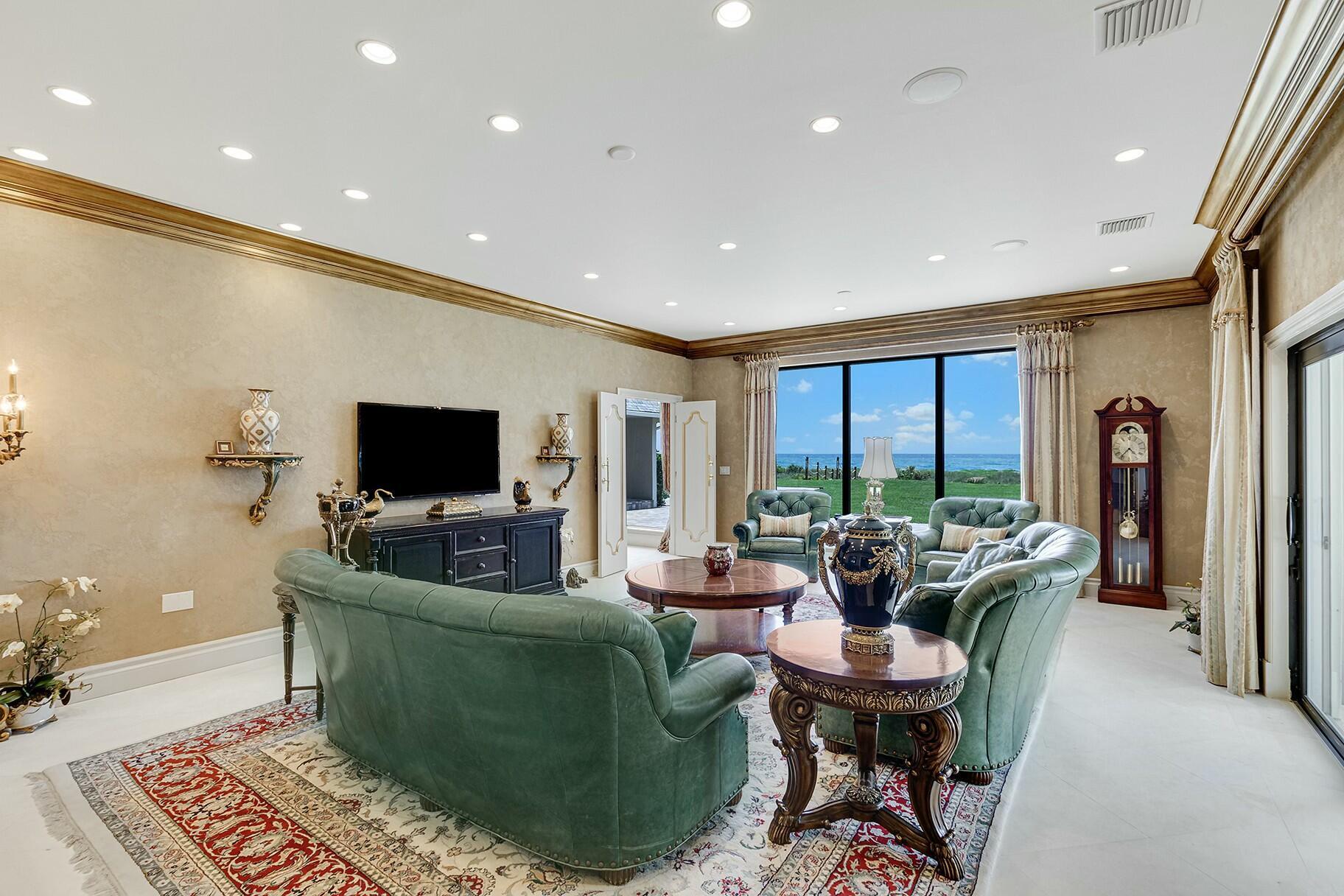 477 S Bch Rd Jupiter Island, FL 33455