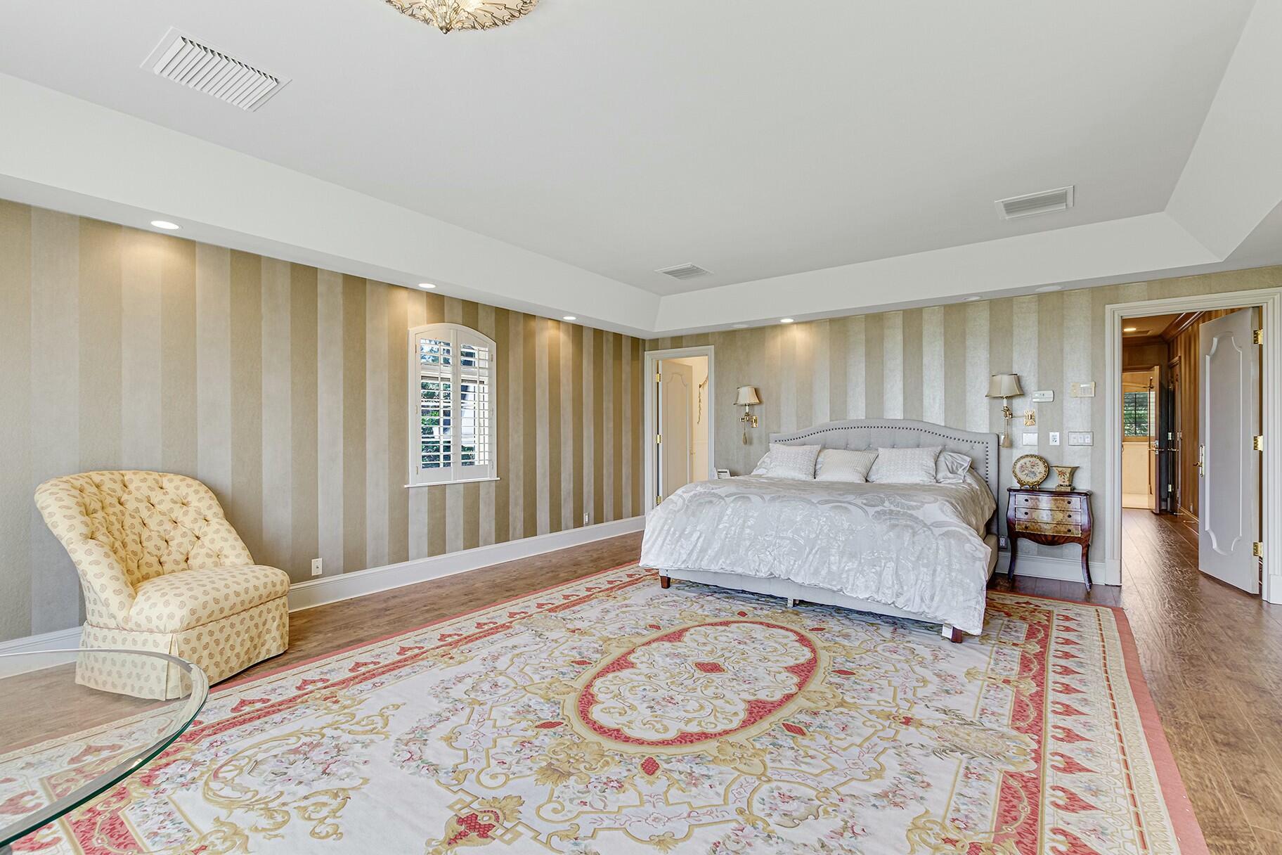 477 S Bch Rd Jupiter Island, FL 33455