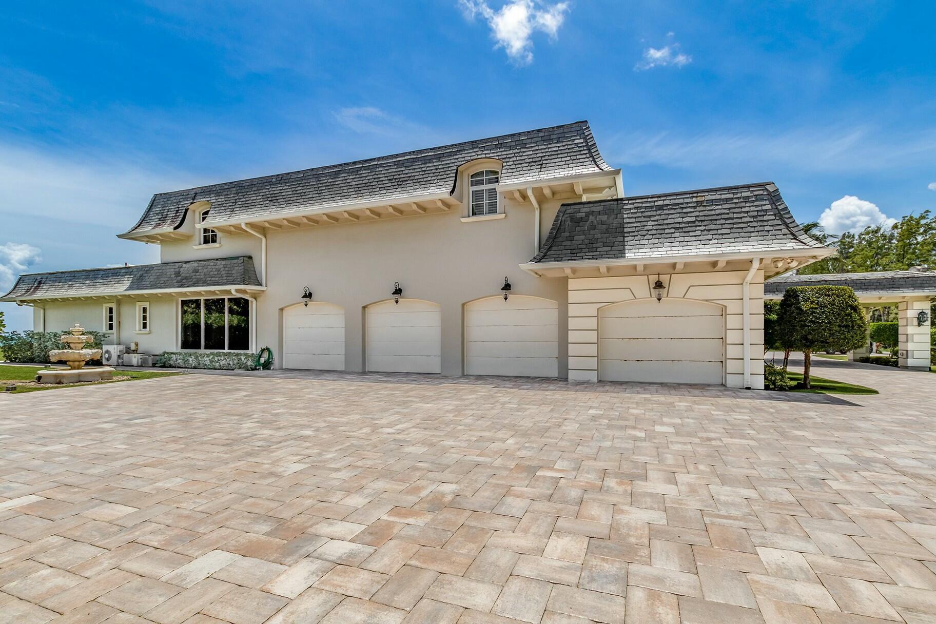 477 S Bch Rd Jupiter Island, FL 33455