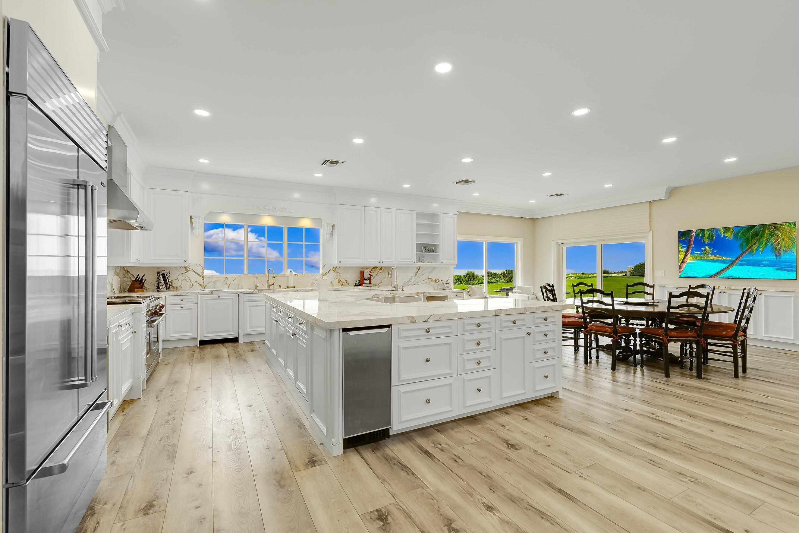 477 S Bch Rd Jupiter Island, FL 33455