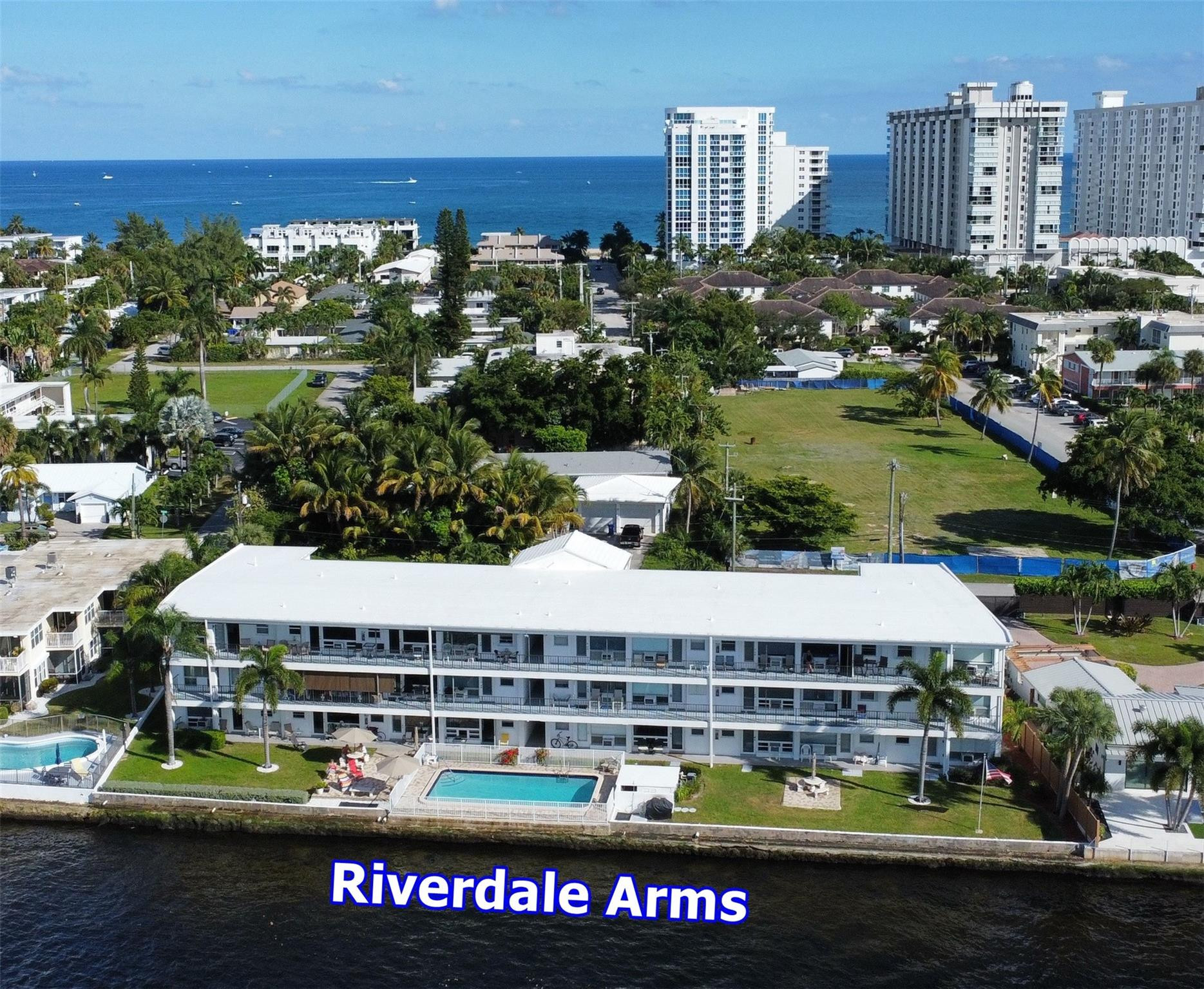 701 S Riverside Dr #107