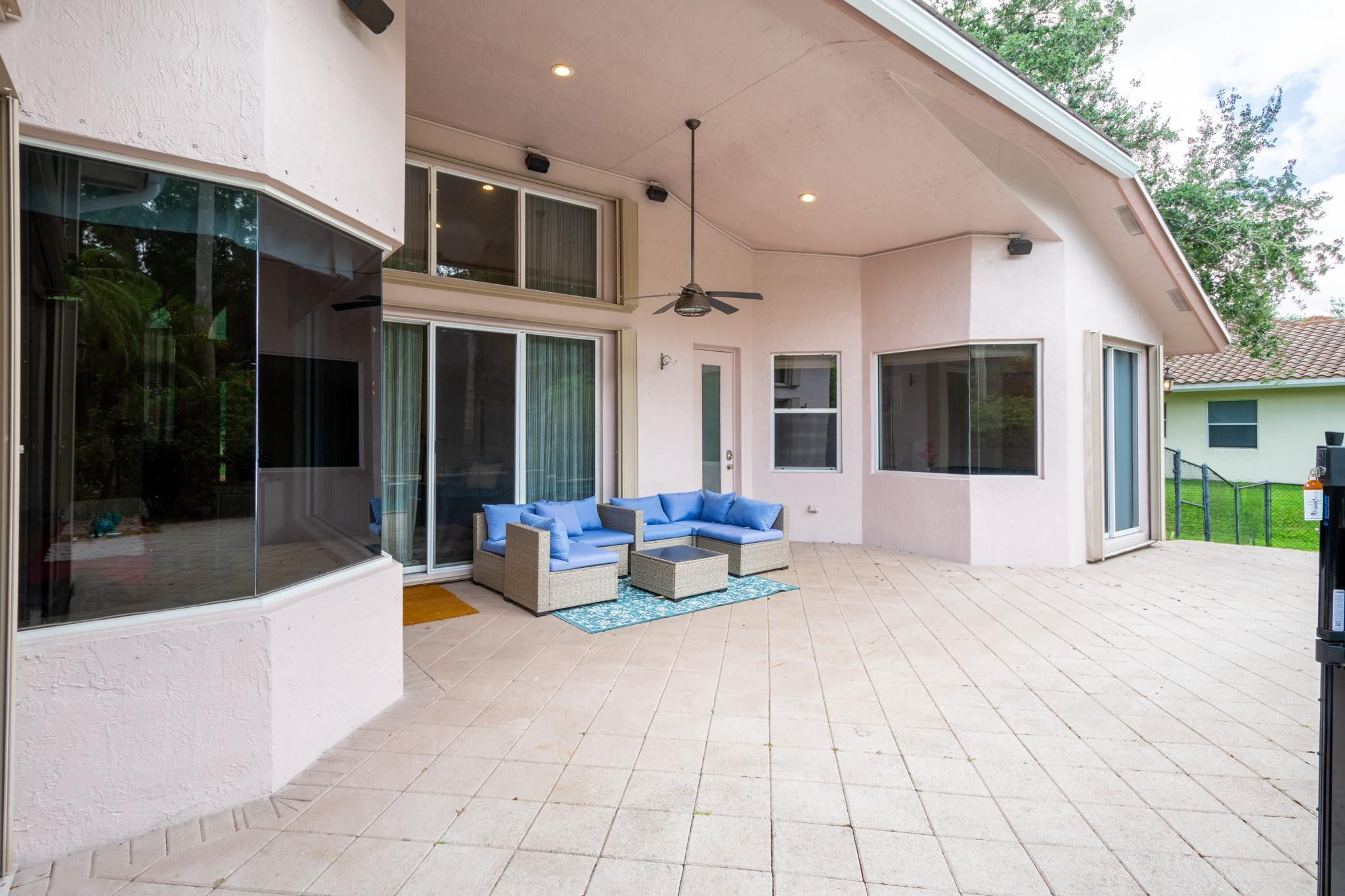 11430 NW 18th St Plantation, FL 33323