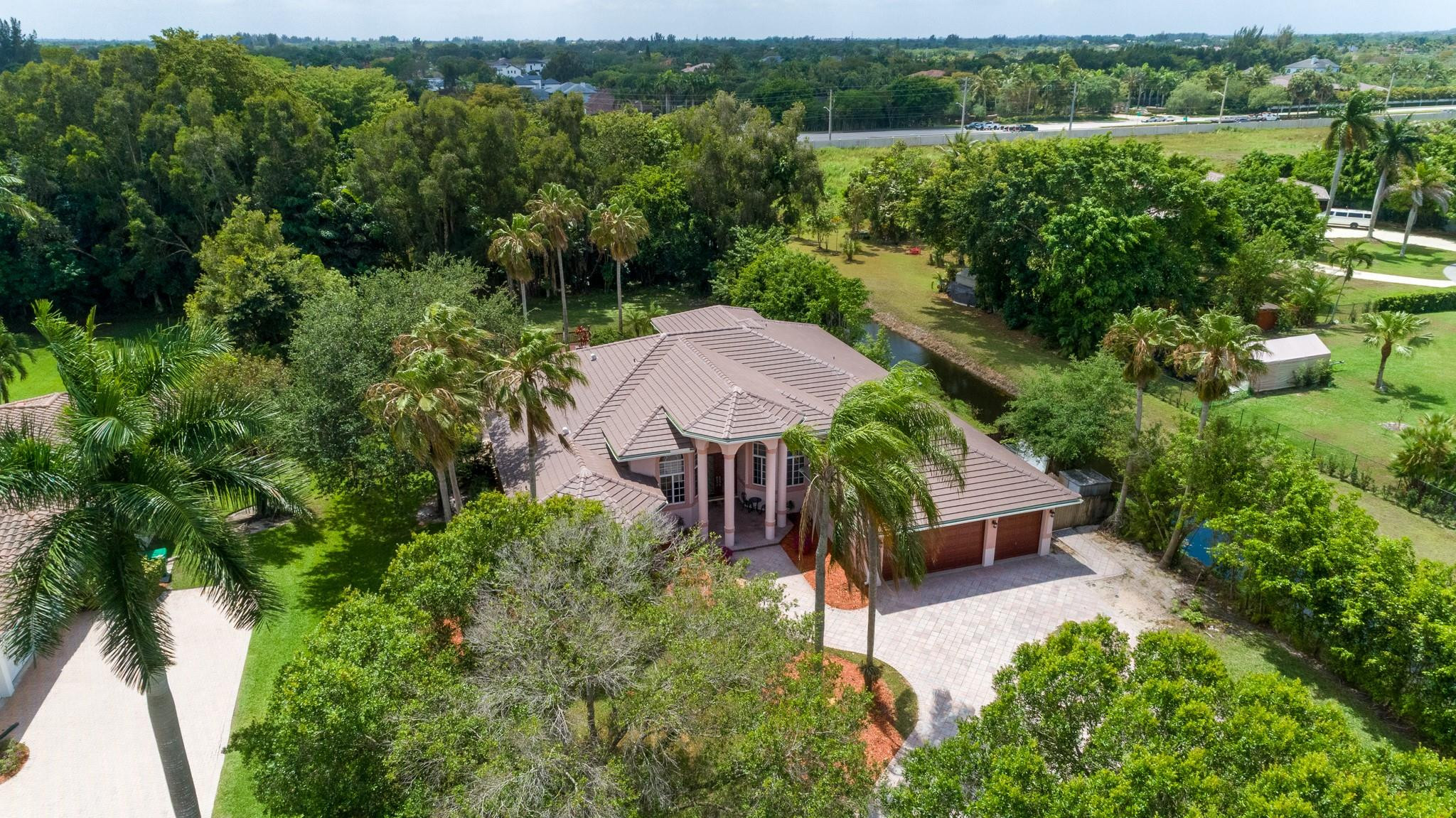 11430 NW 18th St Plantation, FL 33323