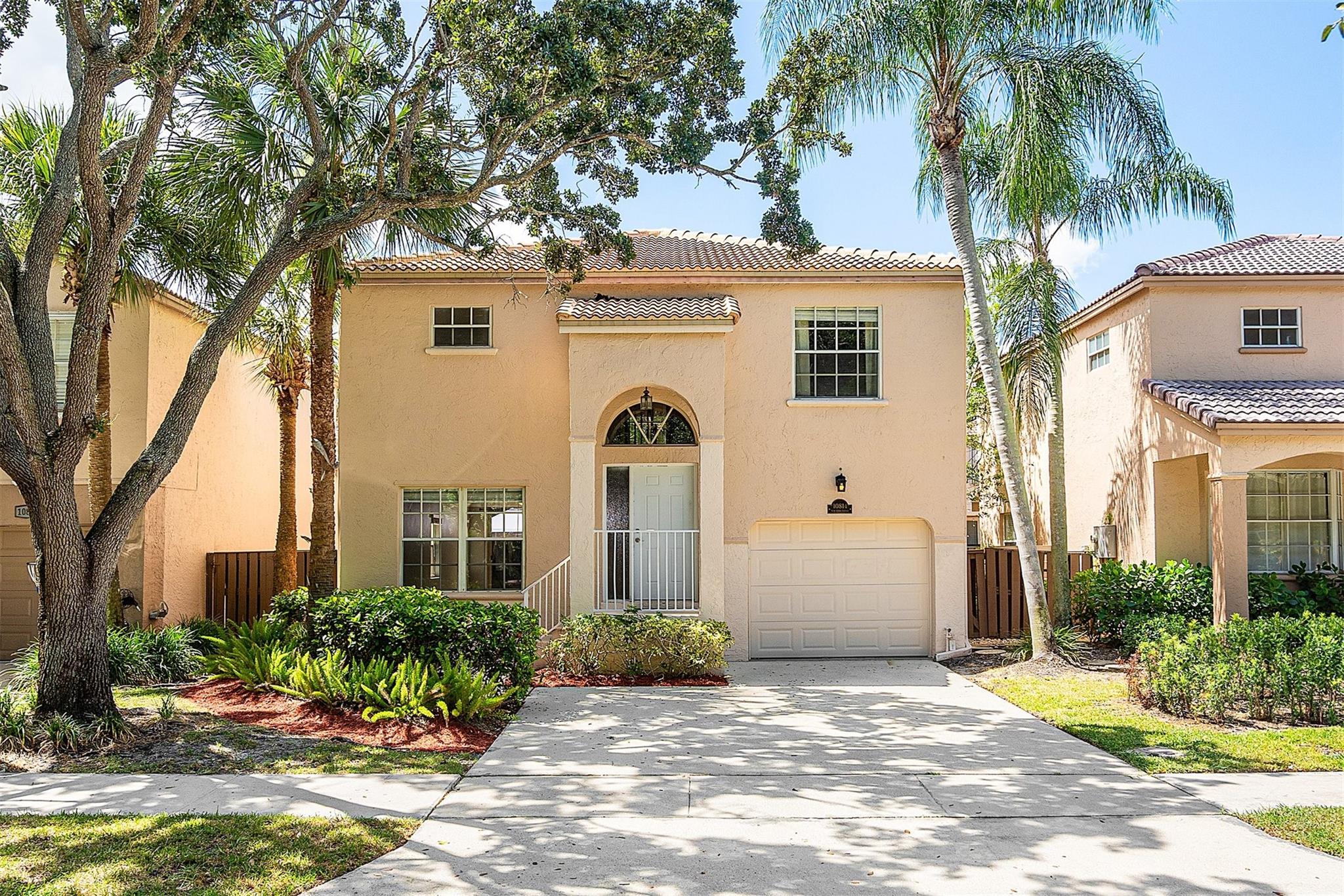 10814 NW 12th Dr