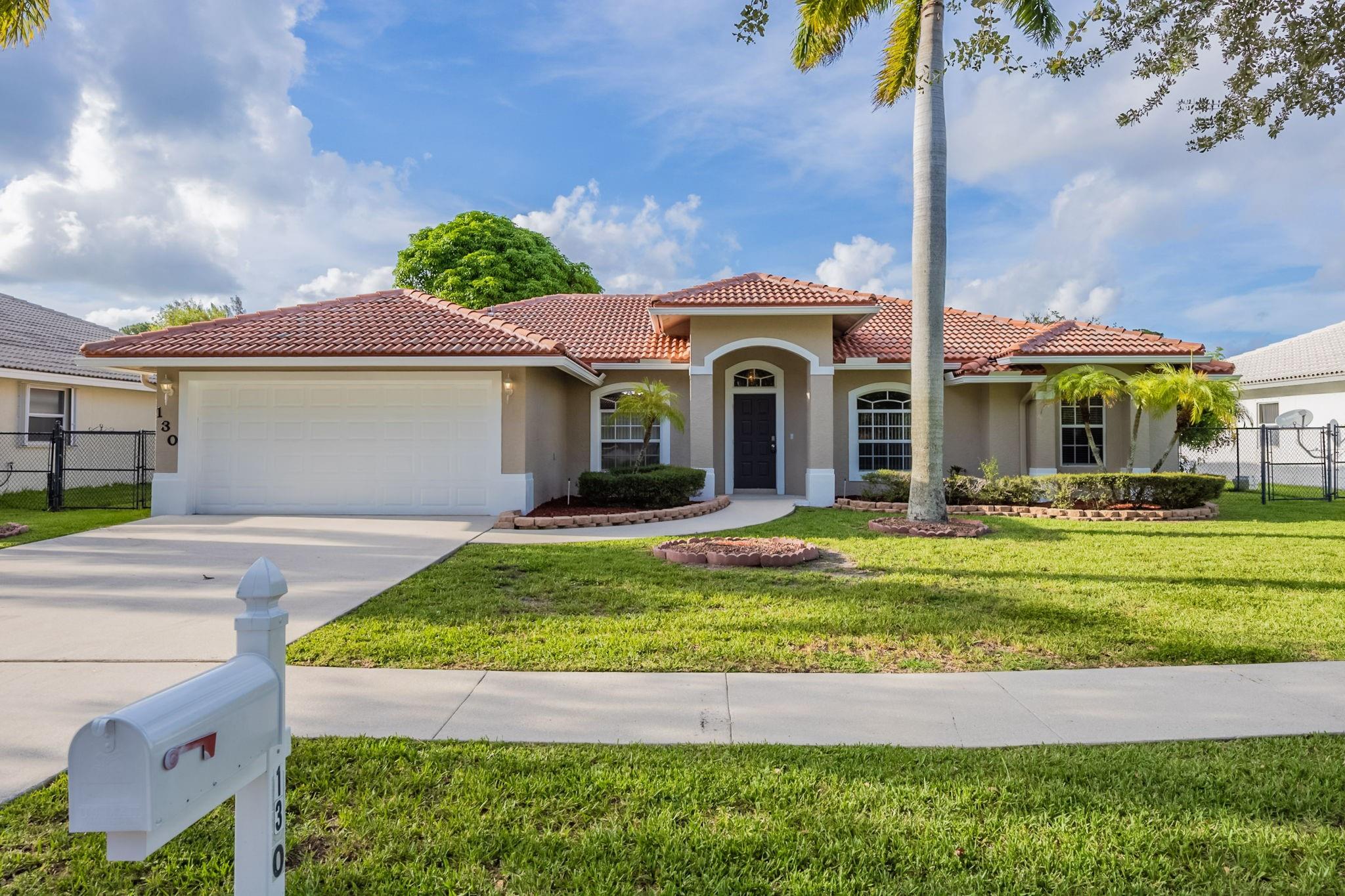 130 Pepper Tree Cres