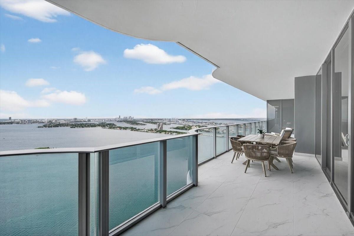 image Aria Reserve Miami48