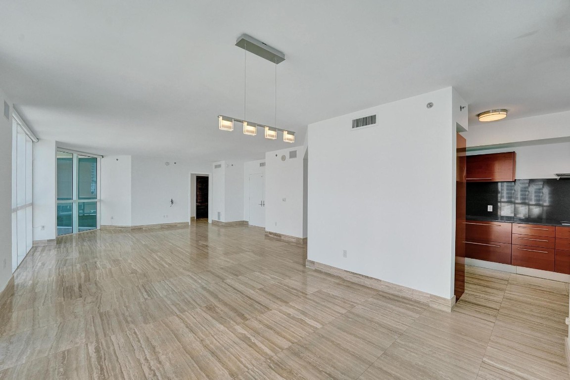 101 S Fort Lauderdale Bch #806 Fort Lauderdale, FL 33316