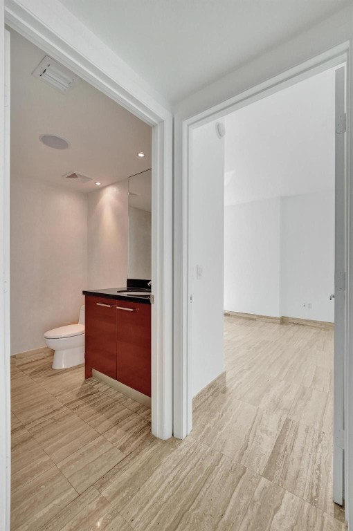 101 S Fort Lauderdale Bch #806 Fort Lauderdale, FL 33316