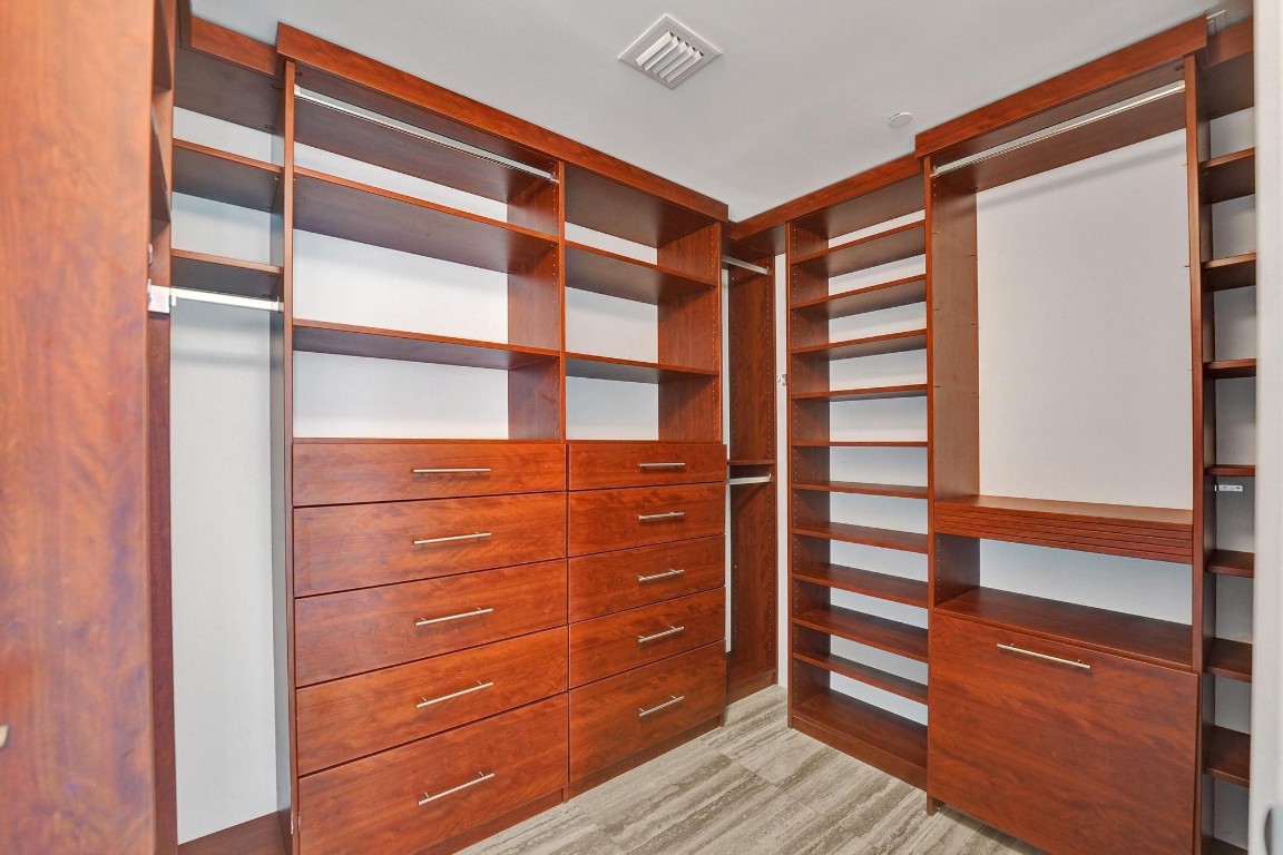 101 S Fort Lauderdale Bch #806 Fort Lauderdale, FL 33316