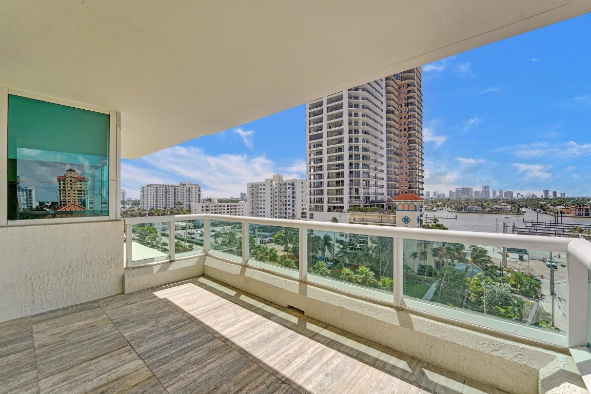 101 S Fort Lauderdale Bch #806 Fort Lauderdale, FL 33316