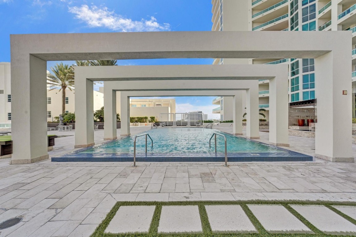 101 S Fort Lauderdale Bch #806 Fort Lauderdale, FL 33316