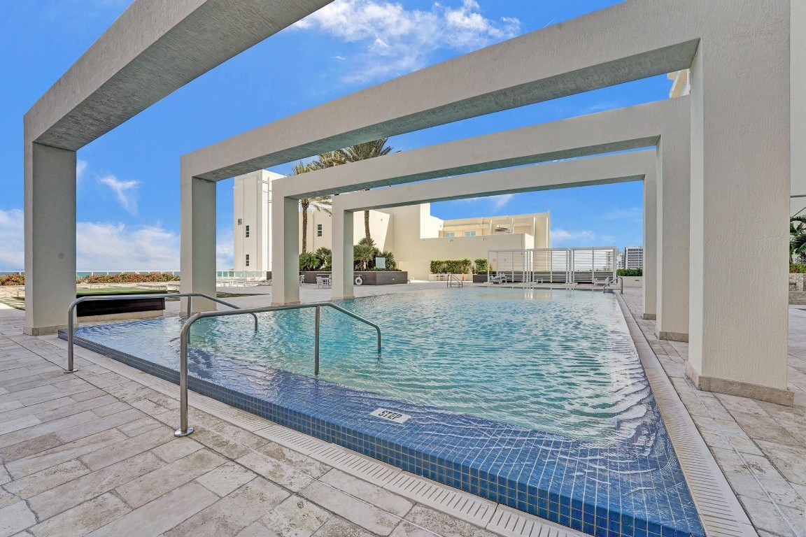 101 S Fort Lauderdale Bch #806 Fort Lauderdale, FL 33316