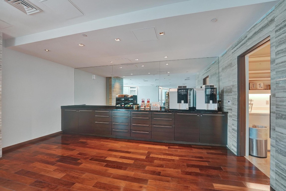 101 S Fort Lauderdale Bch #806 Fort Lauderdale, FL 33316