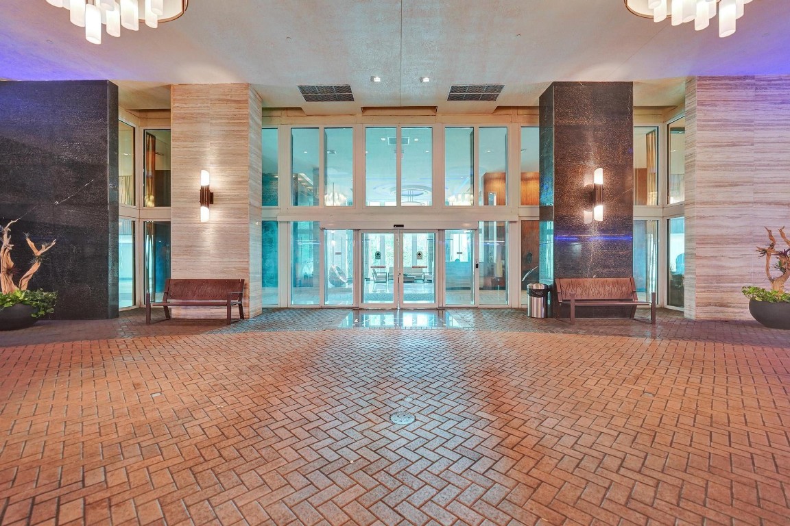 101 S Fort Lauderdale Bch #806 Fort Lauderdale, FL 33316