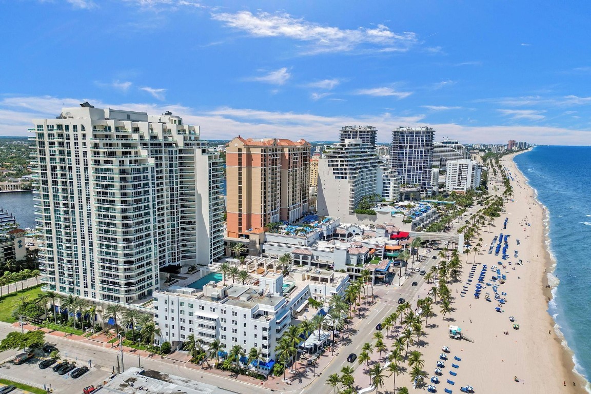 101 S Fort Lauderdale Bch #806 Fort Lauderdale, FL 33316