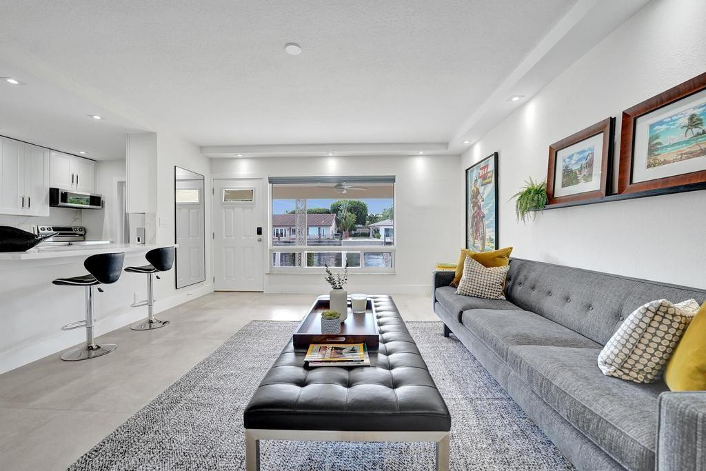 2866 NE 30th St #9 Fort Lauderdale, FL 33306