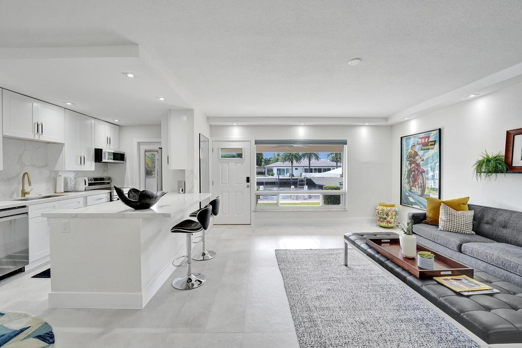 2866 NE 30th St #9 Fort Lauderdale, FL 33306