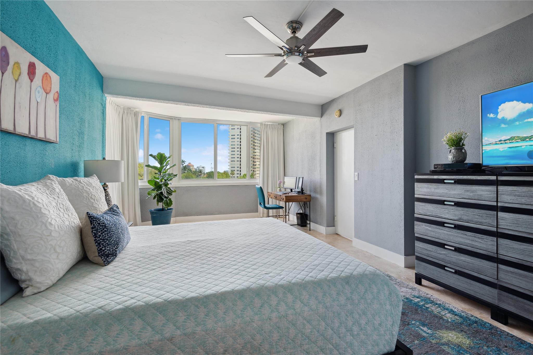 333 Sunset Dr #207 Fort Lauderdale, FL 33301