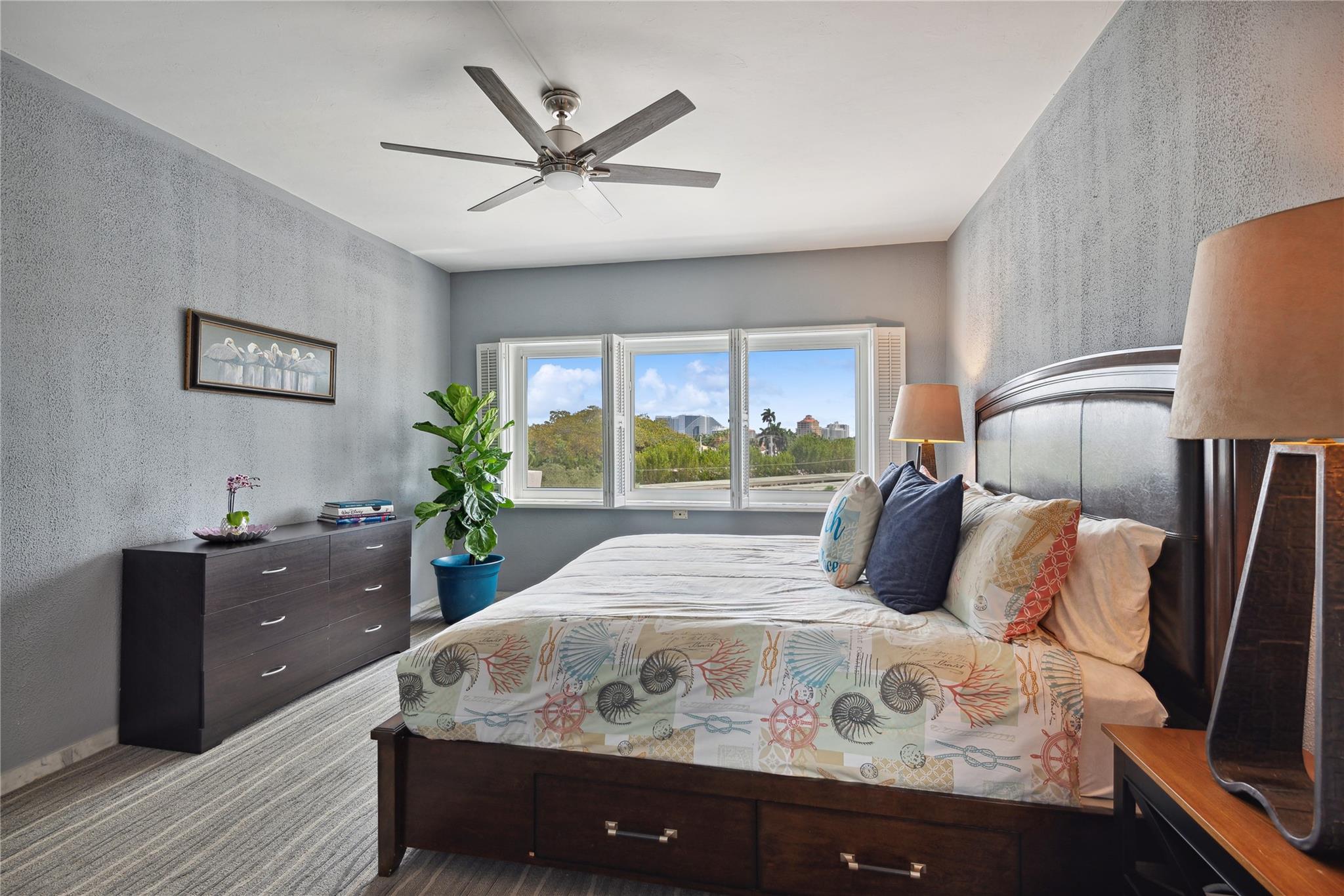 333 Sunset Dr #207 Fort Lauderdale, FL 33301