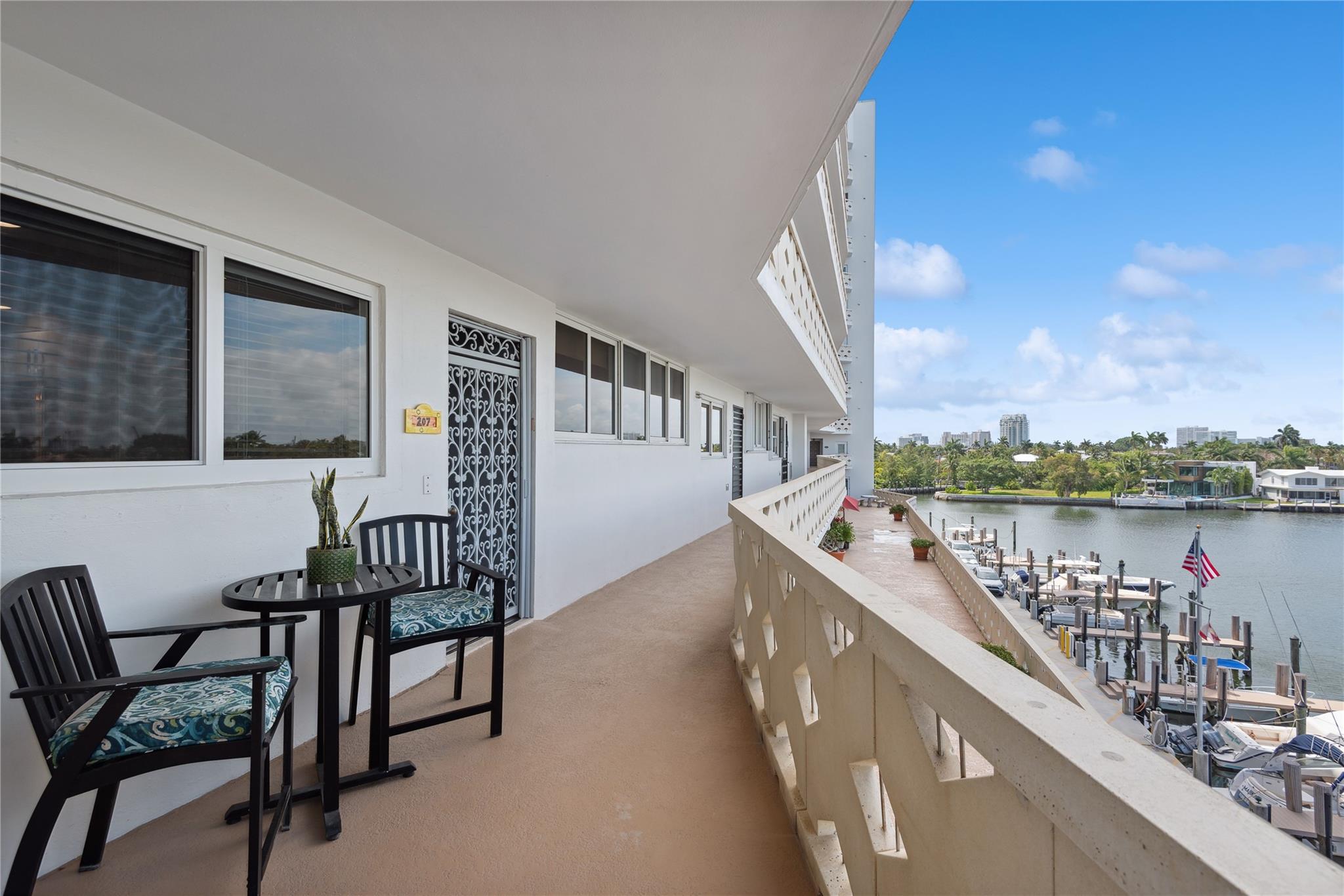 333 Sunset Dr #207 Fort Lauderdale, FL 33301