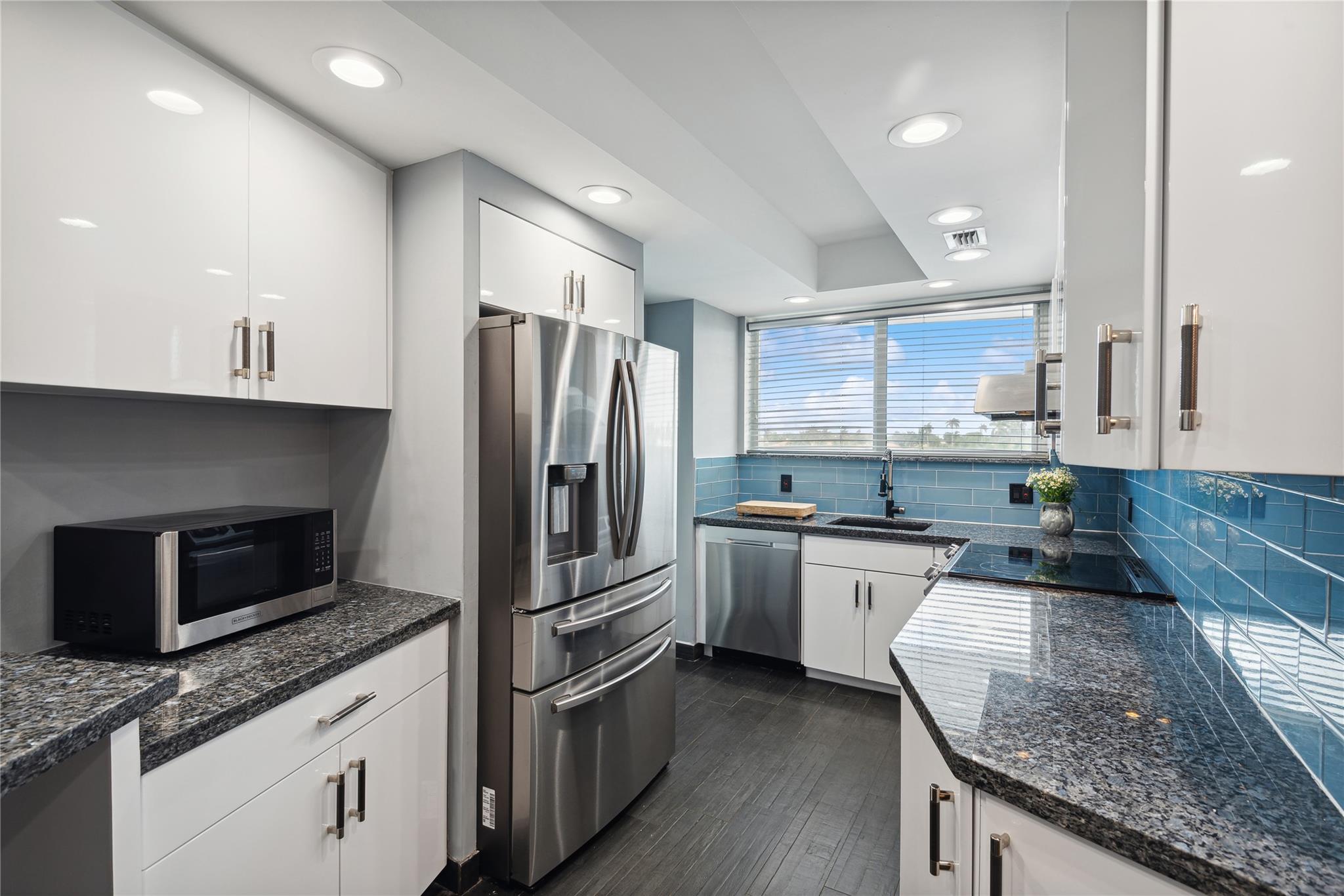 333 Sunset Dr #207 Fort Lauderdale, FL 33301