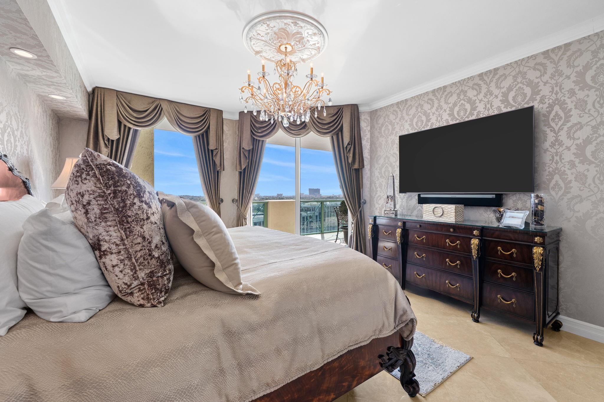 411 N New Riv Dr E #1402 Fort Lauderdale, FL 33301