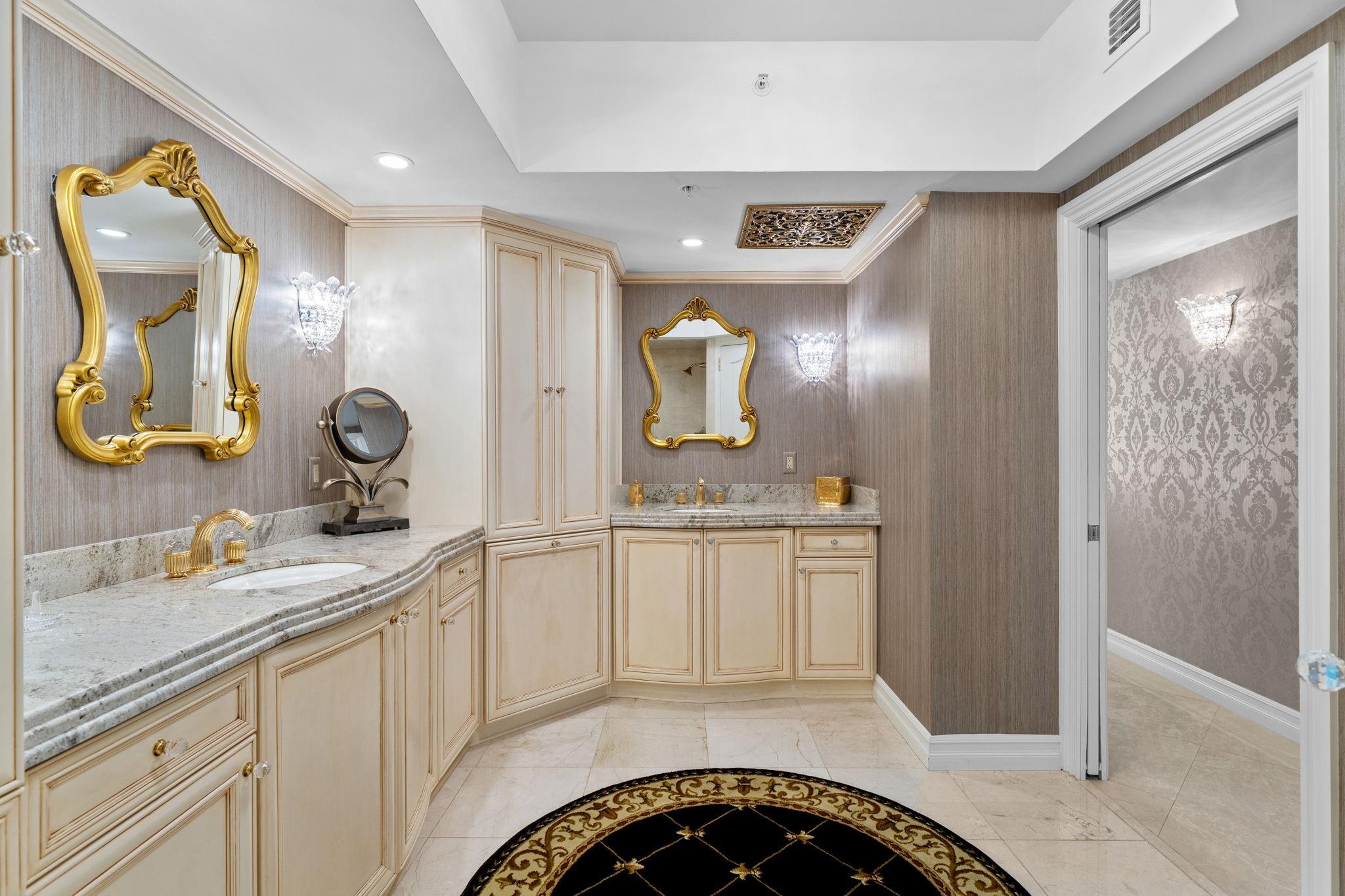 411 N New Riv Dr E #1402 Fort Lauderdale, FL 33301