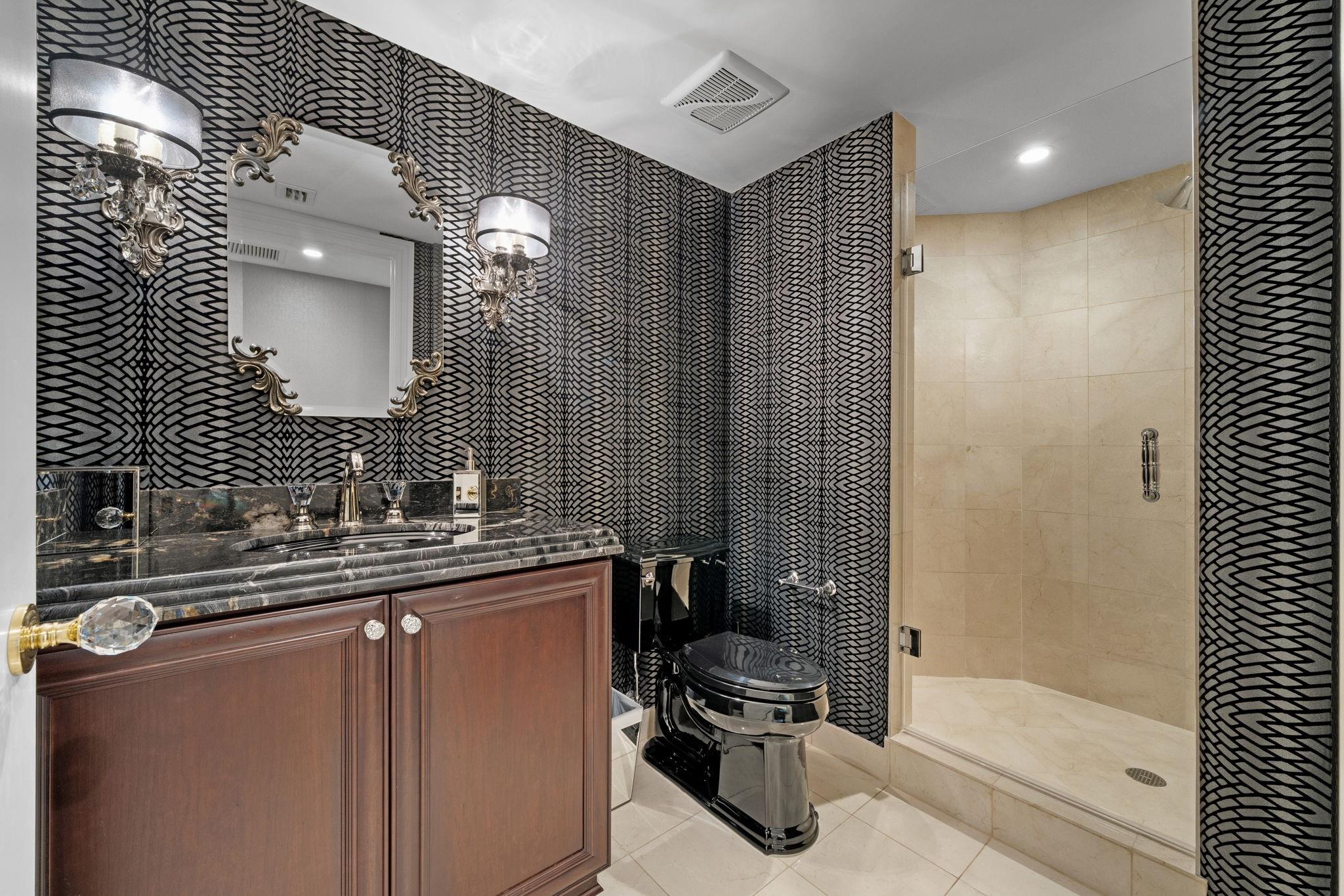 411 N New Riv Dr E #1402 Fort Lauderdale, FL 33301