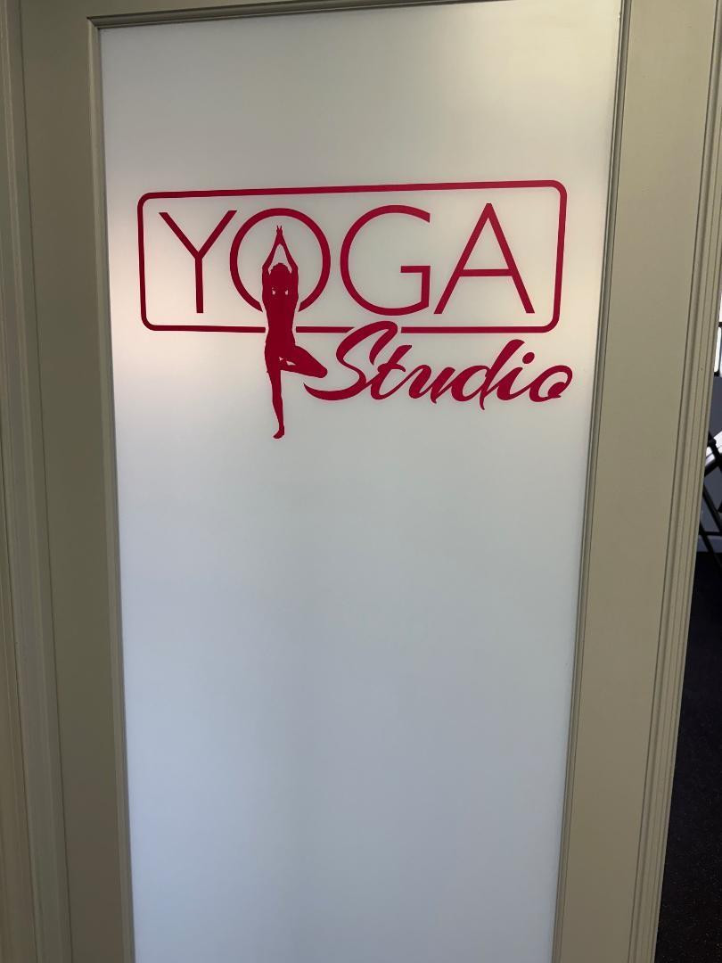 600 Parkview Dr #826 Hallandale Beach, FL 33009