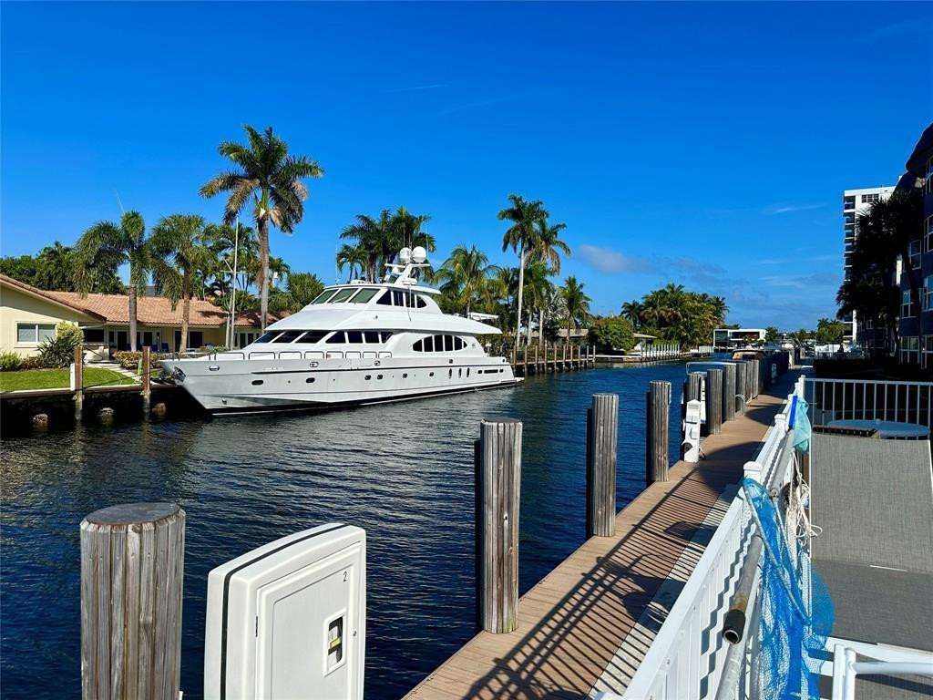 3111 NE 51st St #201C Fort Lauderdale, FL 33308