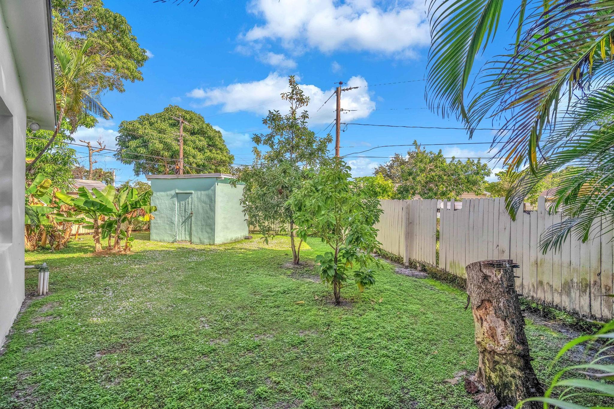 3308 El Vedado Ct West Palm Beach, FL 33405