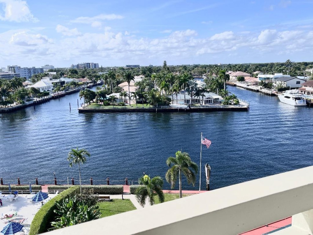 3200 NE 36th #703 Fort Lauderdale, FL 33308