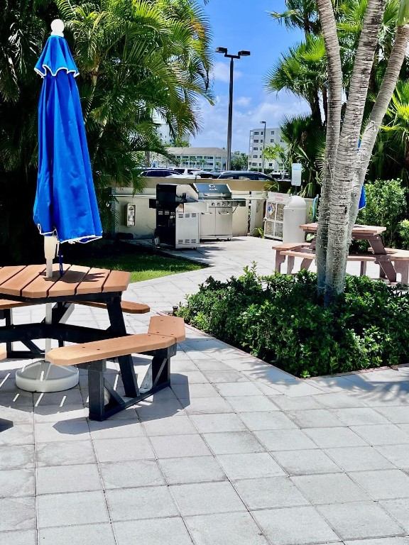 3200 NE 36th #703 Fort Lauderdale, FL 33308