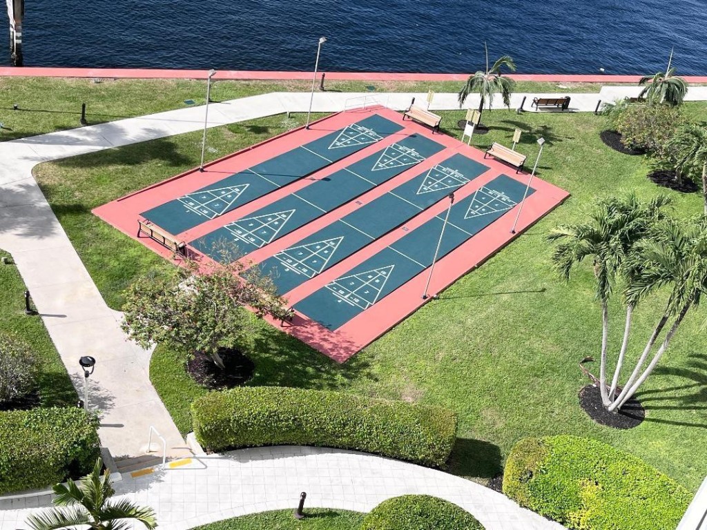 3200 NE 36th #703 Fort Lauderdale, FL 33308