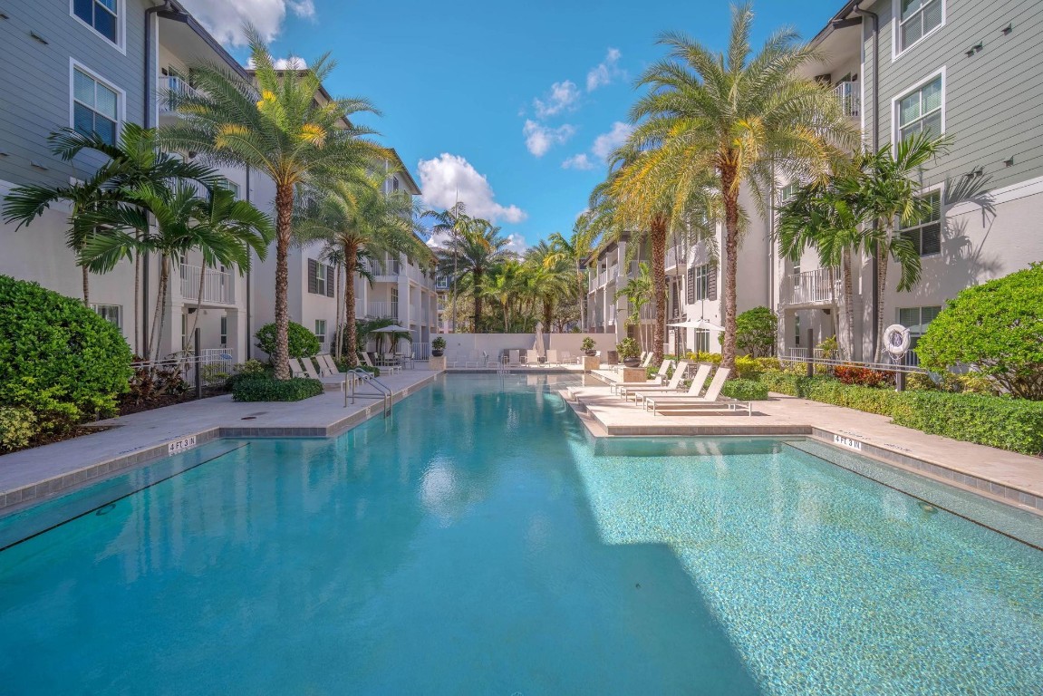 4515 Main #1054 Jupiter, FL 33458