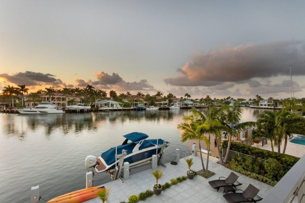 3129 NE 31st Lighthouse Point, FL 33064