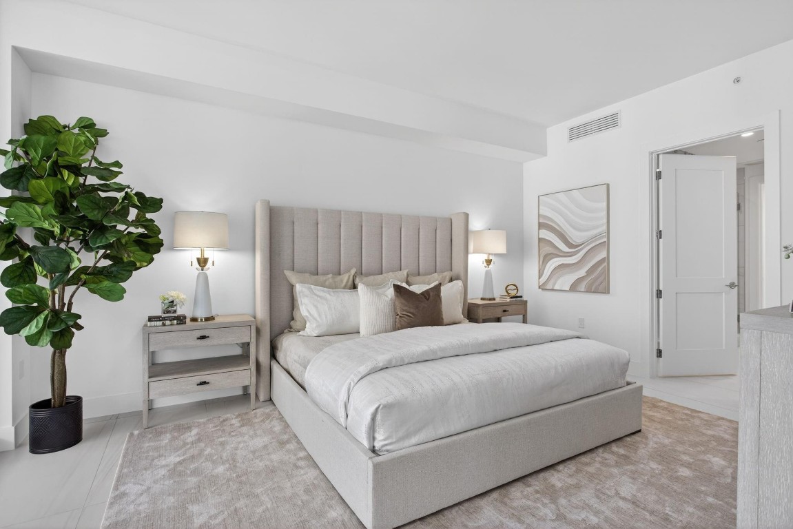 153 N Seabreeze #2505 Fort Lauderdale, FL 33304