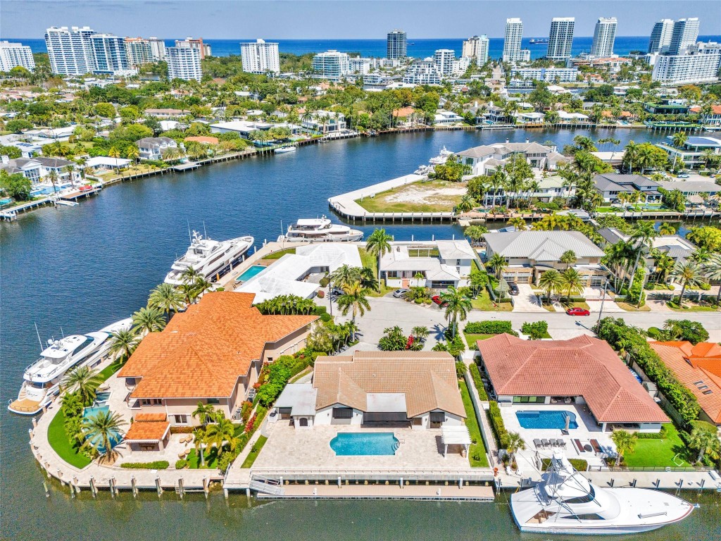 633 4th Key Fort Lauderdale, FL 33304