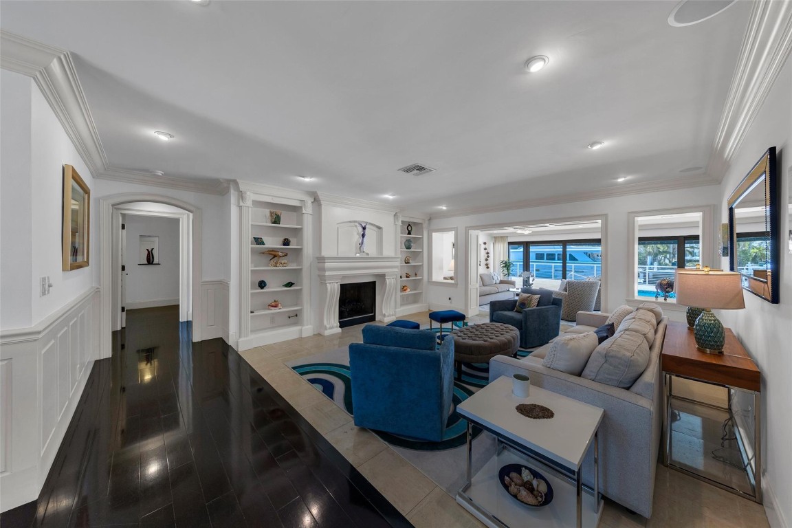 633 4th Key Fort Lauderdale, FL 33304