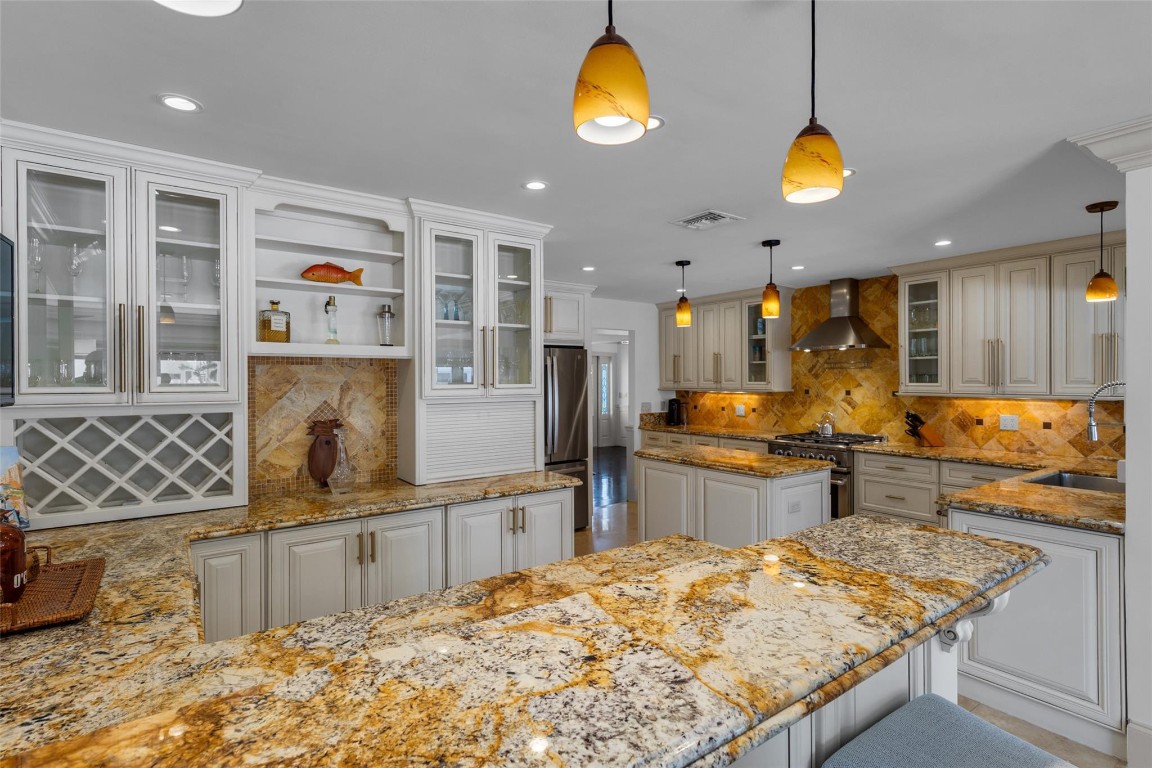 633 4th Key Fort Lauderdale, FL 33304