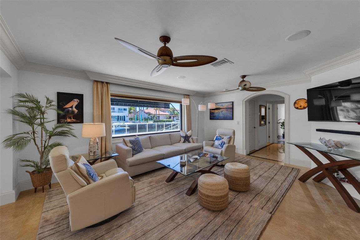 633 4th Key Fort Lauderdale, FL 33304