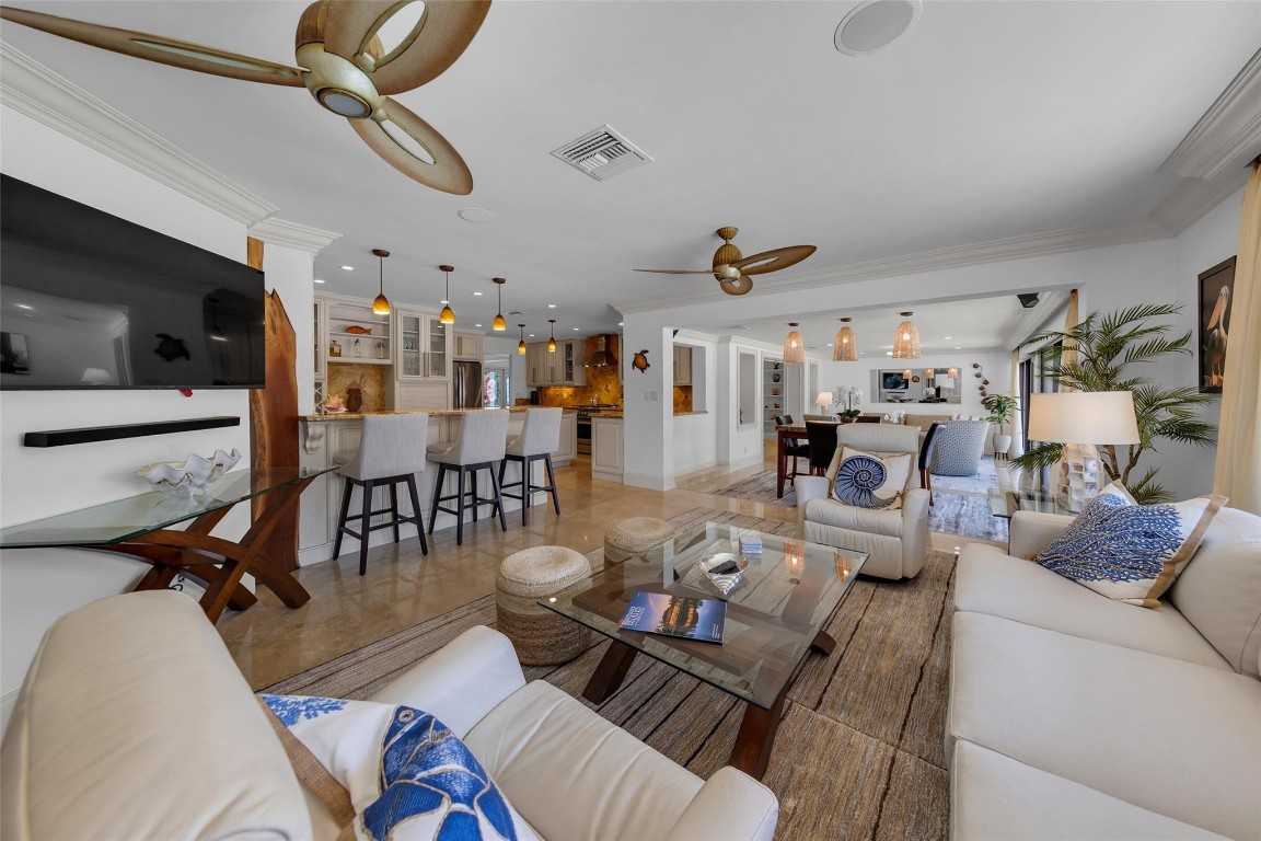 633 4th Key Fort Lauderdale, FL 33304