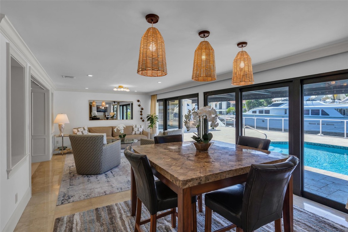 633 4th Key Fort Lauderdale, FL 33304