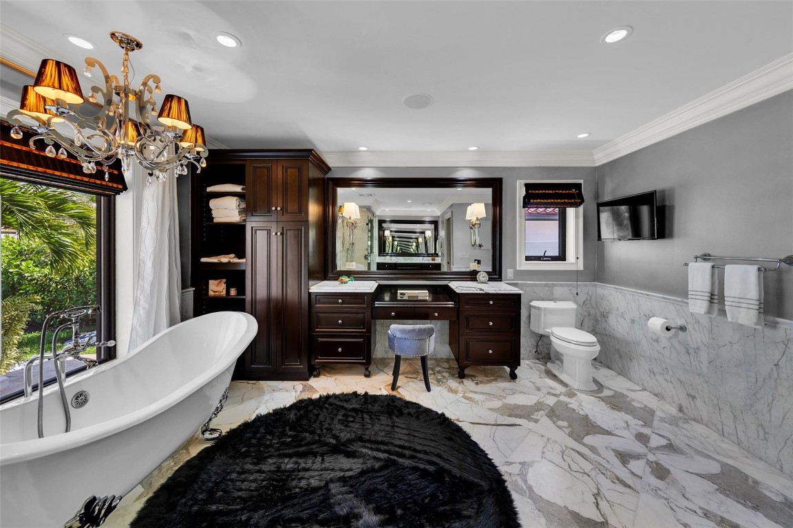 633 4th Key Fort Lauderdale, FL 33304