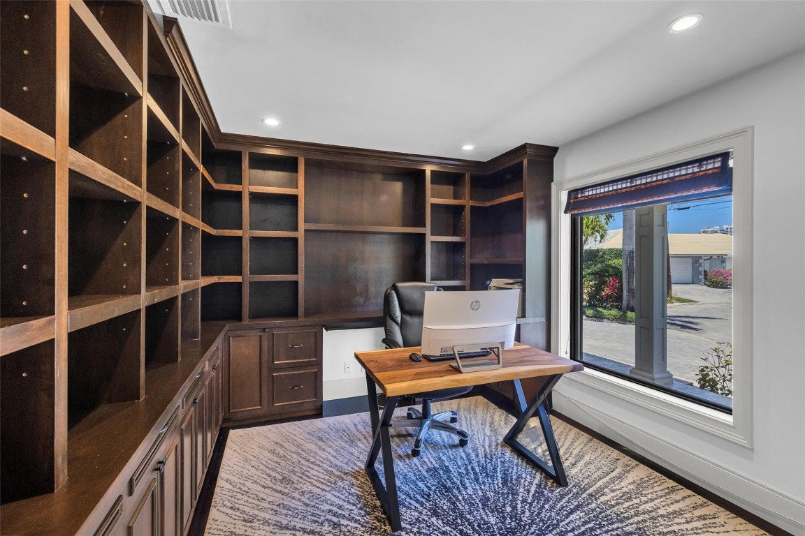 633 4th Key Fort Lauderdale, FL 33304