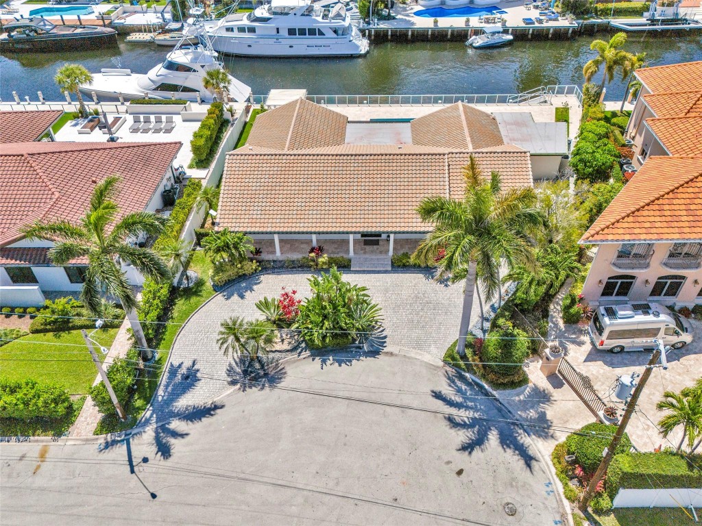 633 4th Key Fort Lauderdale, FL 33304