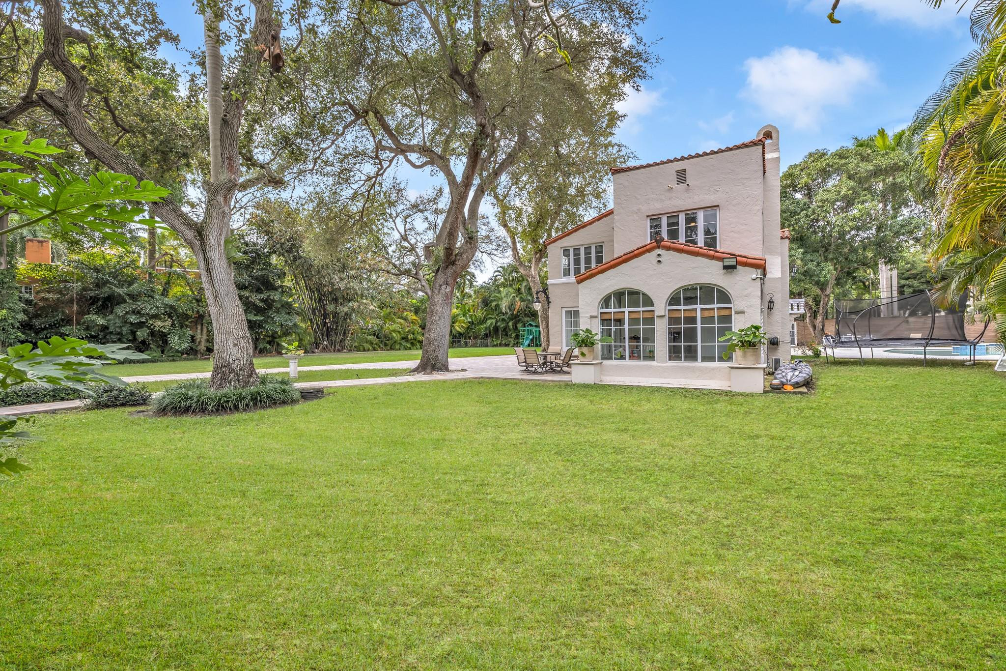 5960 N Bayshore Miami, FL 33137