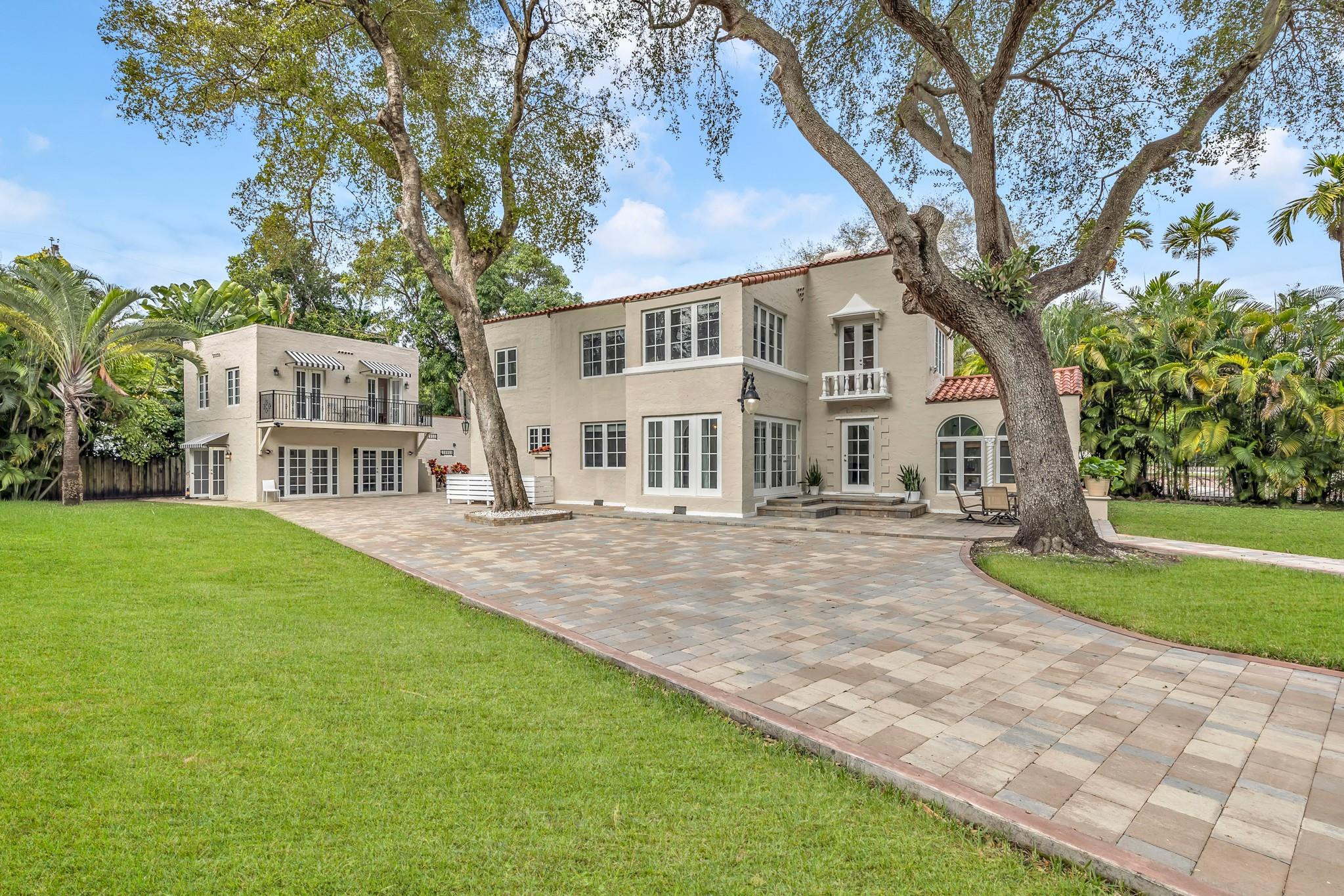 5960 N Bayshore Miami, FL 33137