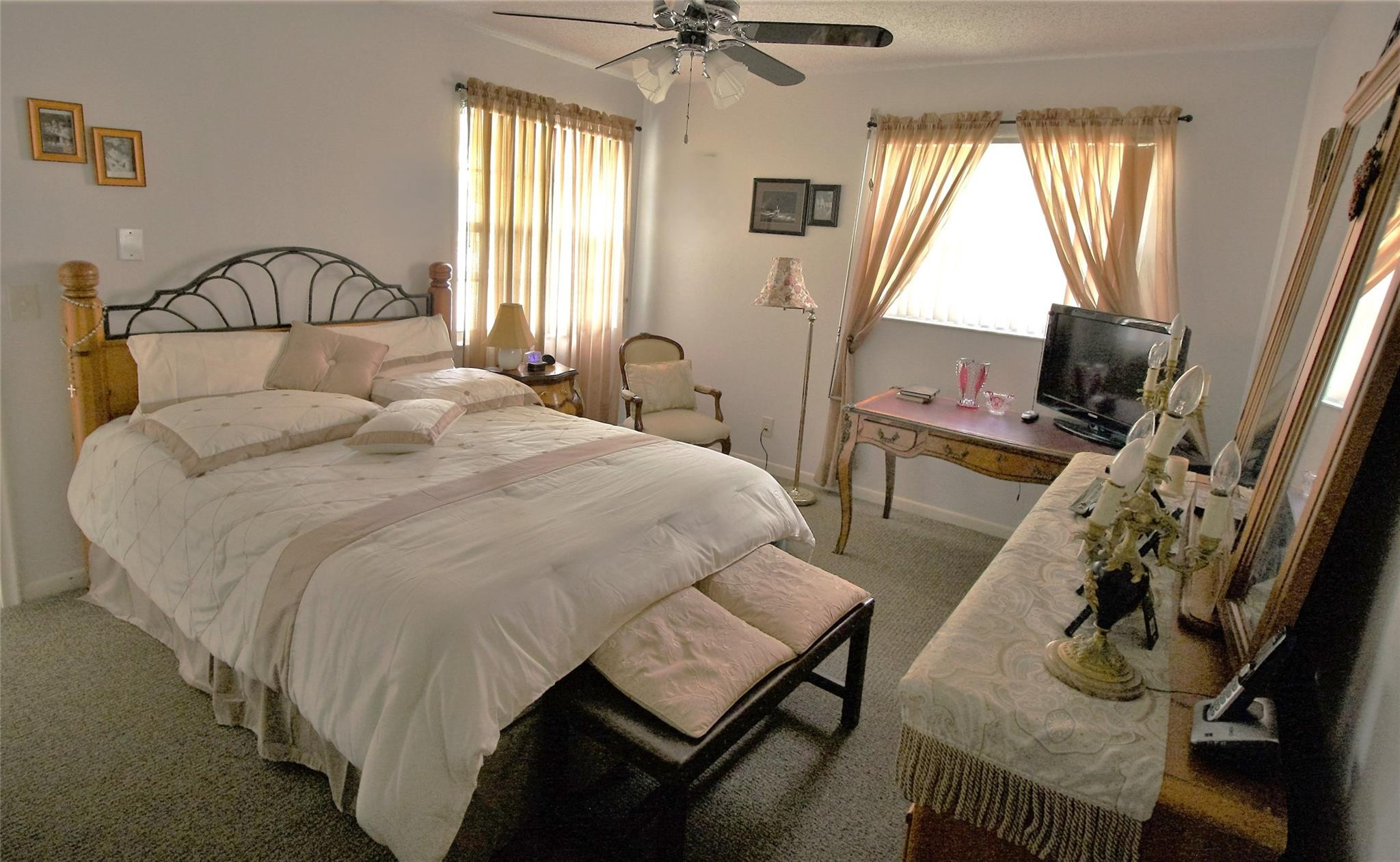 1200 SW 130th #210-G Hollywood, FL 33027