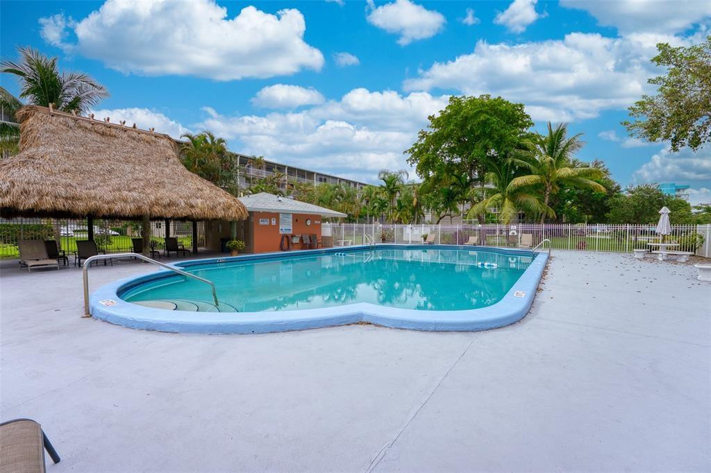 4700 Washington #105 Hollywood, FL 33021